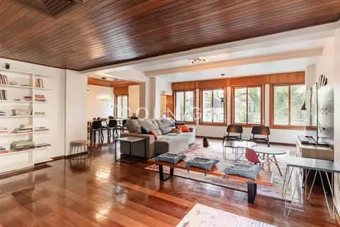 Apartamento em Moinhos de Vento