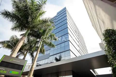 Conjunto Comercial em Floresta