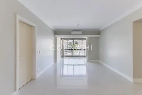 Apartamento em Moinhos de Vento