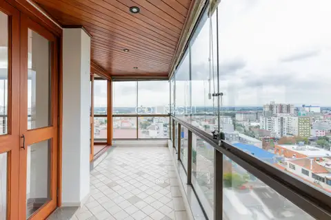 Apartamento em Moinhos de Vento