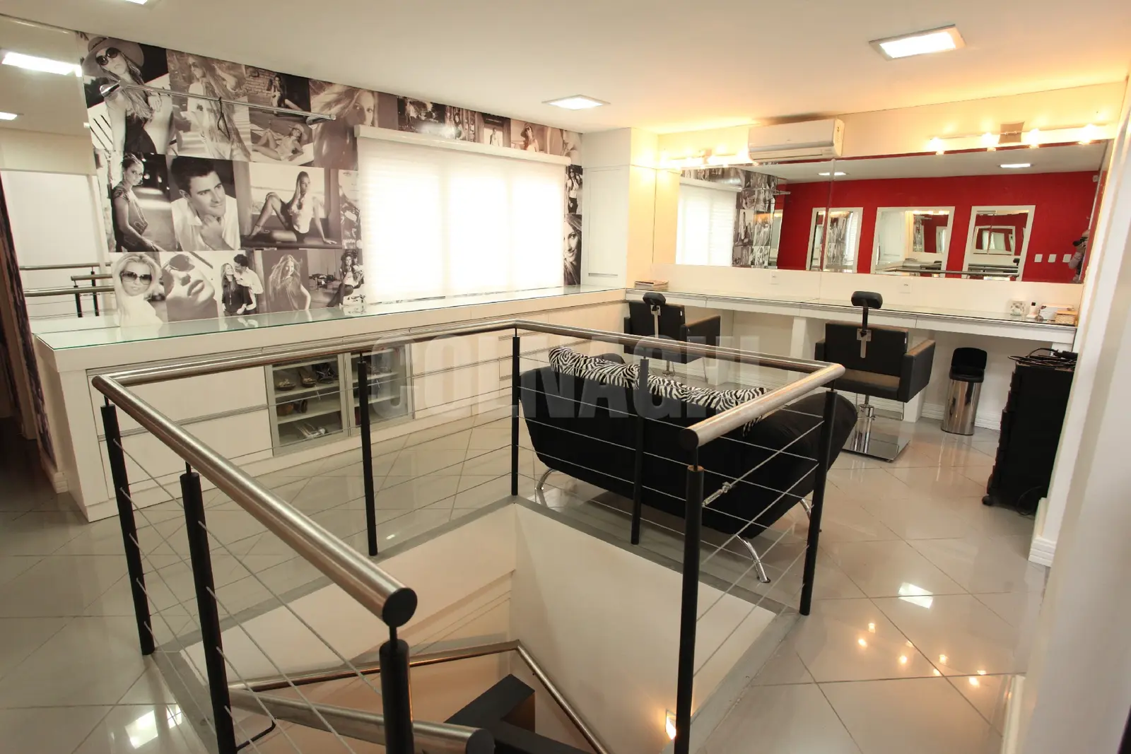 Prédio Comercial · 11 dormitórios em Higienópolis — Foto 1
