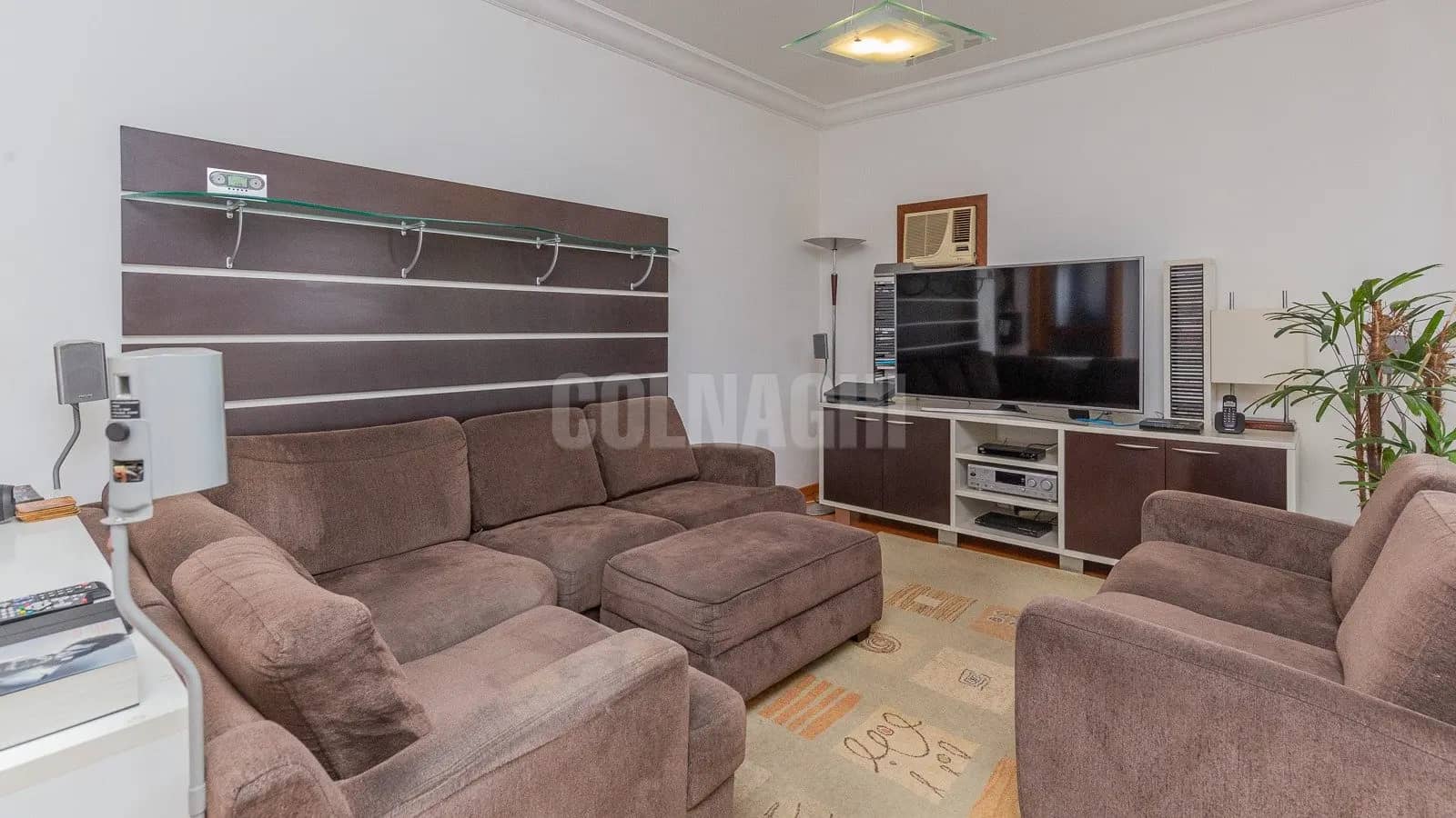 Apartamento · 2 dormitórios em Petrópolis — Foto 1