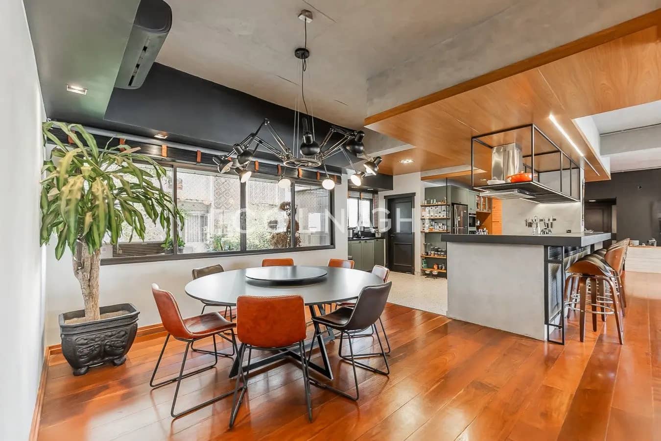 Apartamento · 3 dormitórios no Mont Serrat — Foto 1