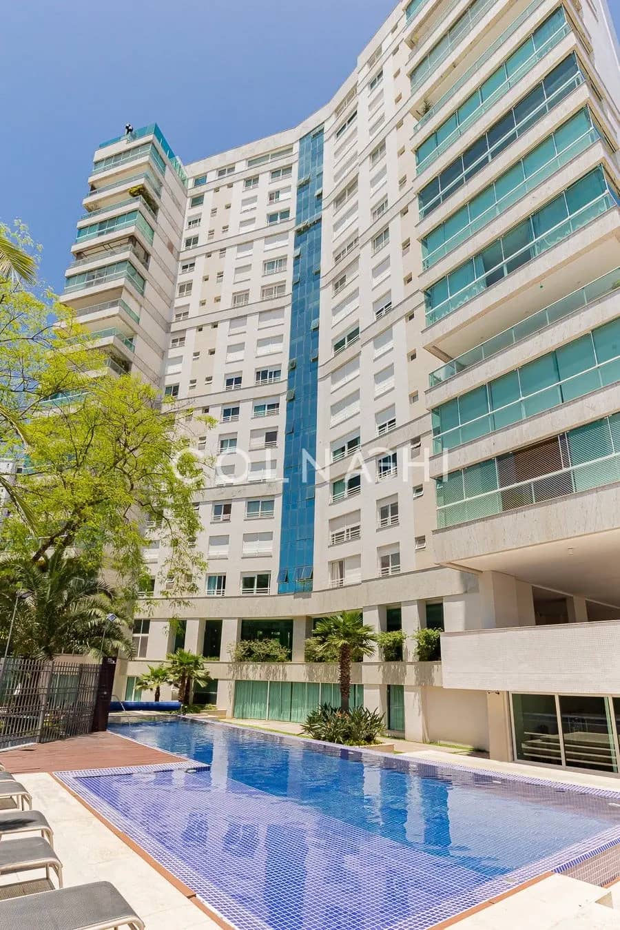 Apartamento · 3 dormitórios no Três Figueiras — Foto 1