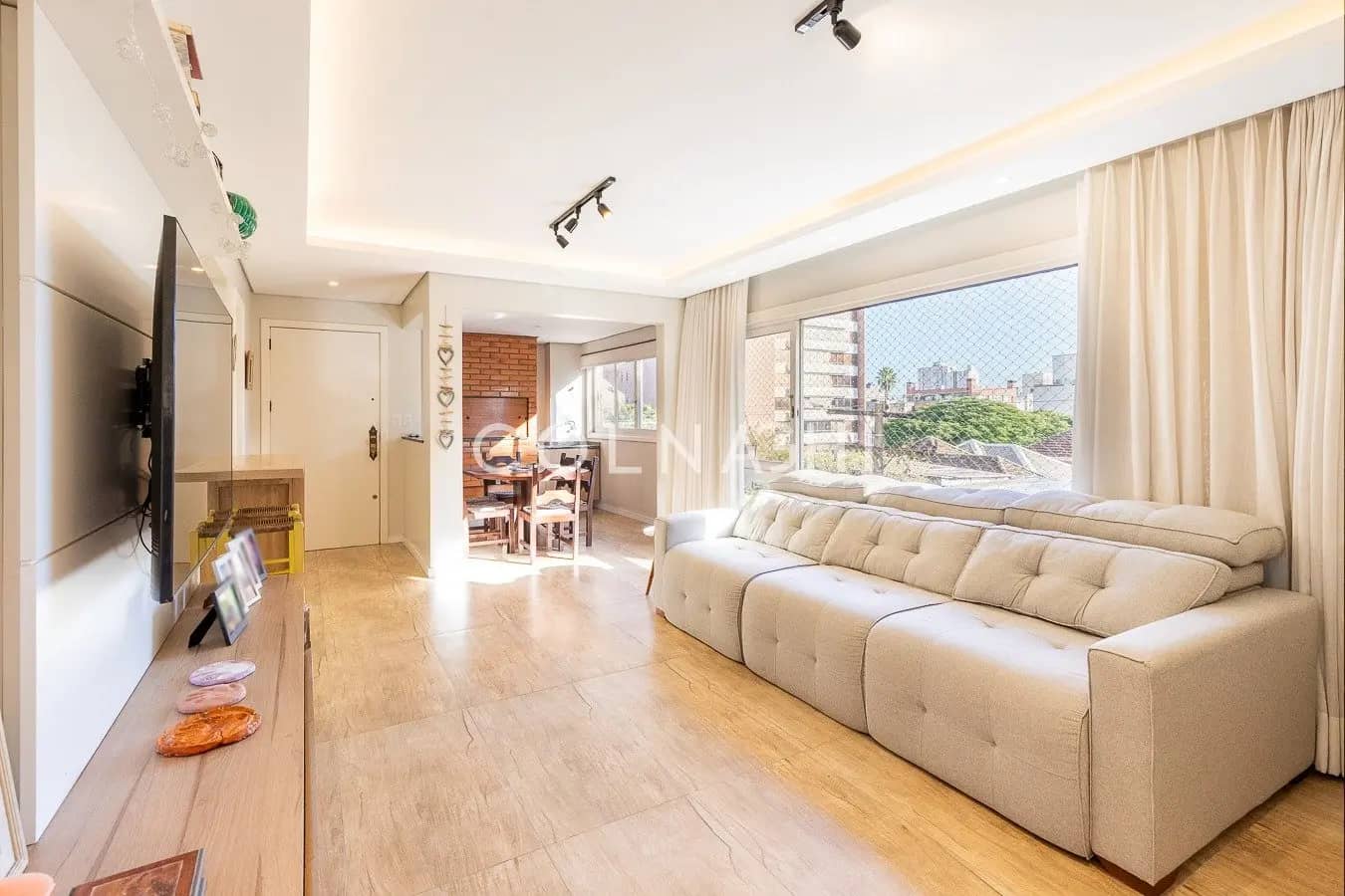 Apartamento · 2 dormitórios no Mont Serrat — Foto 1