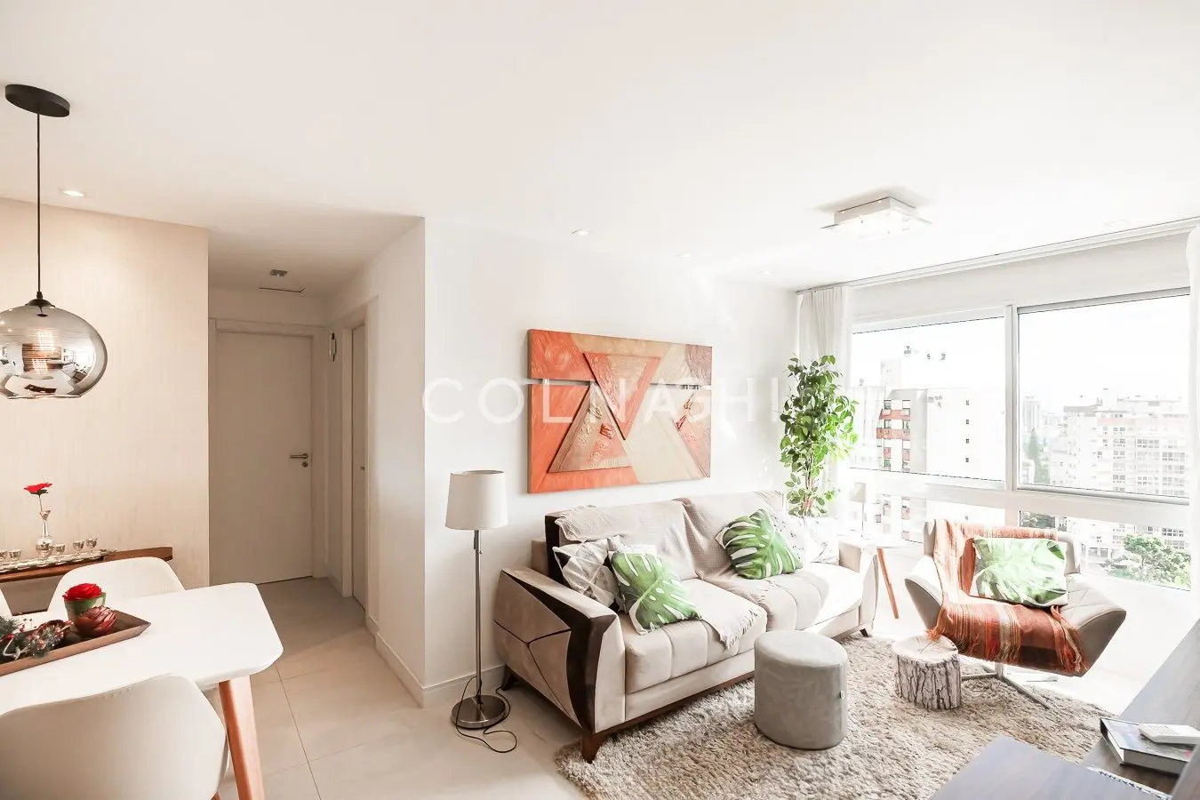 Apartamento · 2 dormitórios em Petrópolis — Foto 1