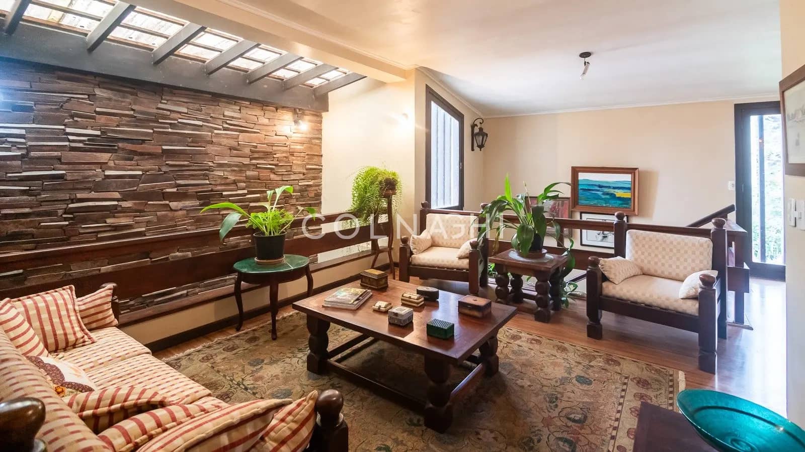 Casa · 4 dormitórios no Três Figueiras — Foto 1