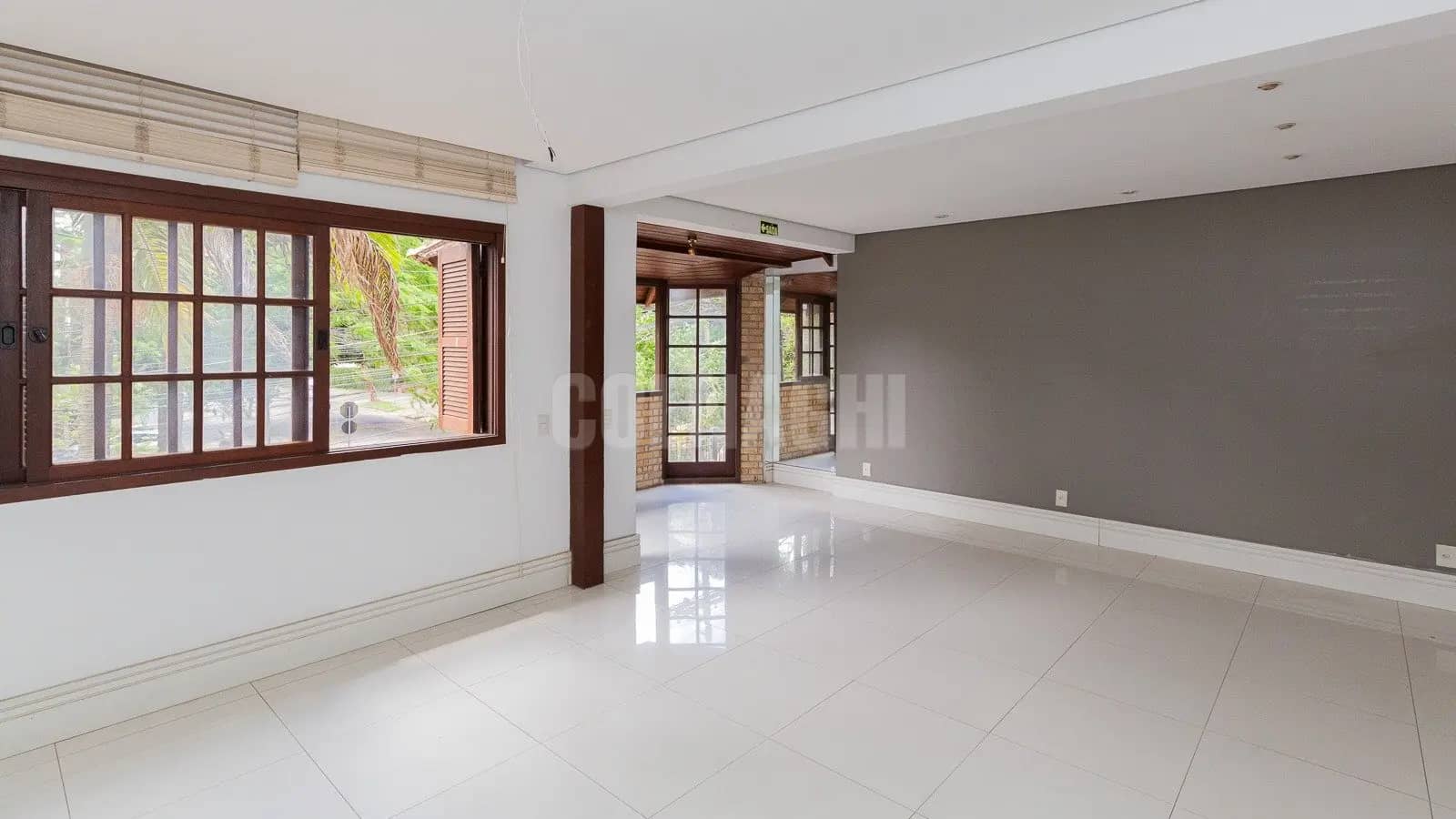 Casa · 4 dormitórios em Petrópolis — Foto 1