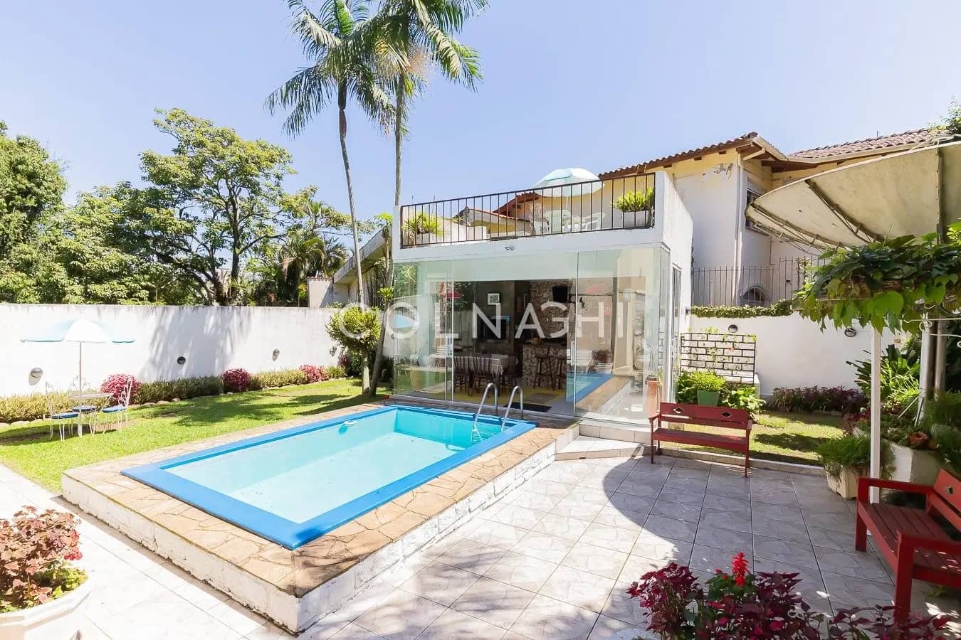 Casa · 4 dormitórios no Chácara das Pedras — Foto 1