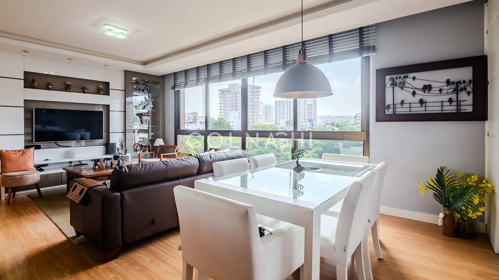 Apartamento · 3 dormitórios no Menino Deus — Foto 1