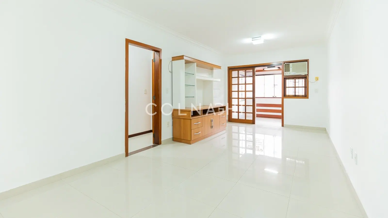Apartamento · 3 dormitórios no Passo da Areia — Foto 1