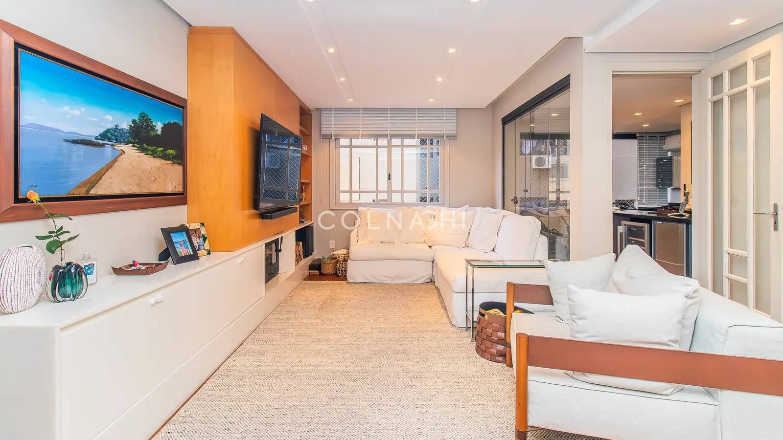 Apartamento · 3 dormitórios em Petrópolis — Foto 1