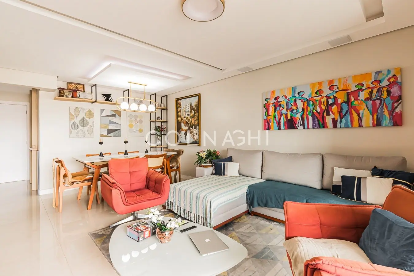Apartamento · 2 dormitórios em Petrópolis — Foto 1