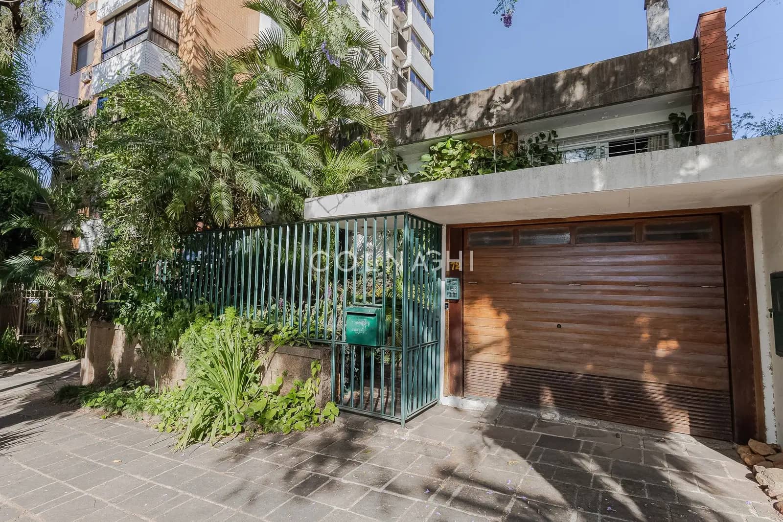 Casa · 4 dormitórios em Petrópolis — Foto 1