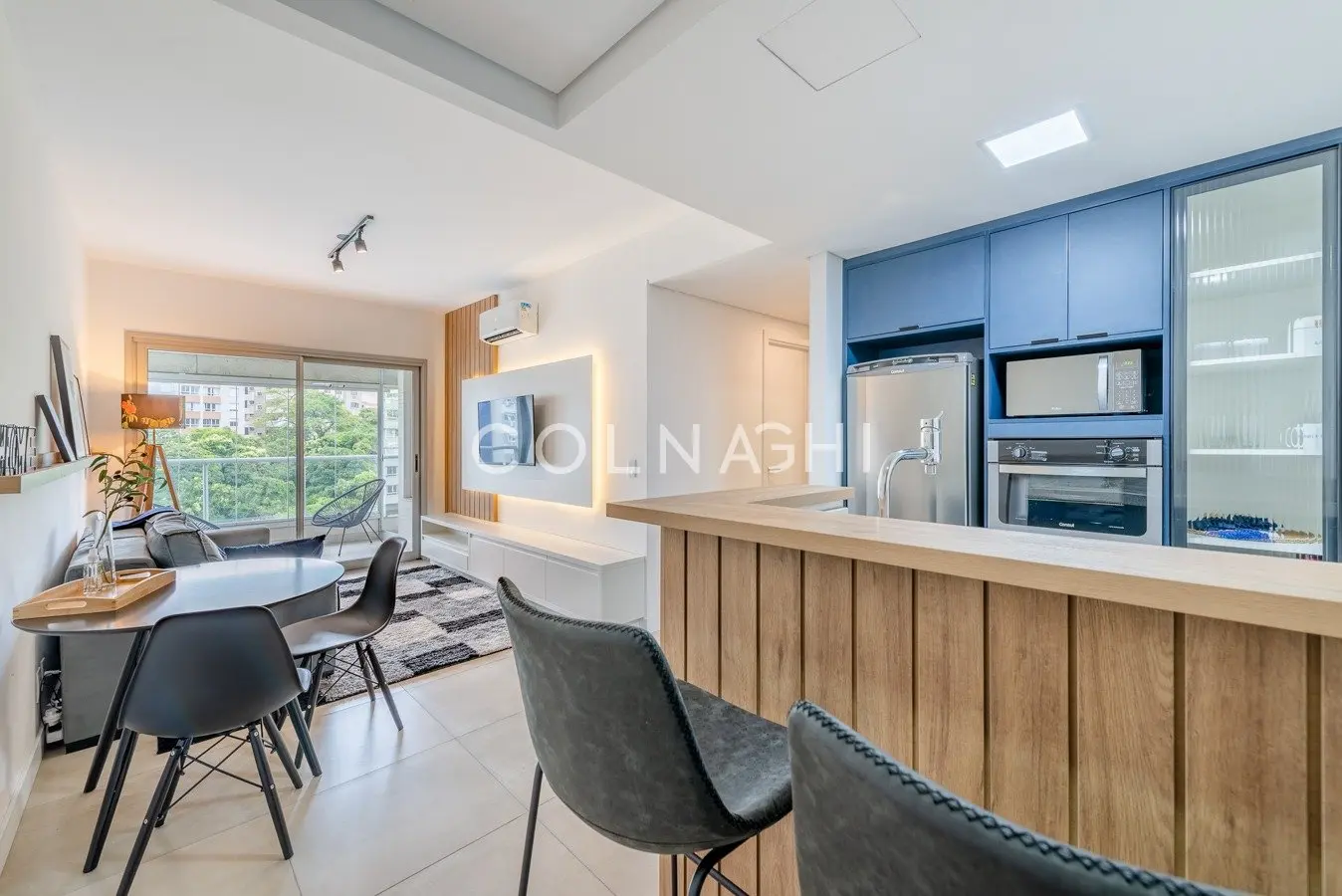Apartamento · 1 dormitório em Petrópolis — Foto 1