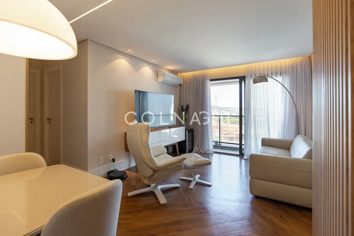 Apartamento · 2 dormitórios em Petrópolis — Foto 1