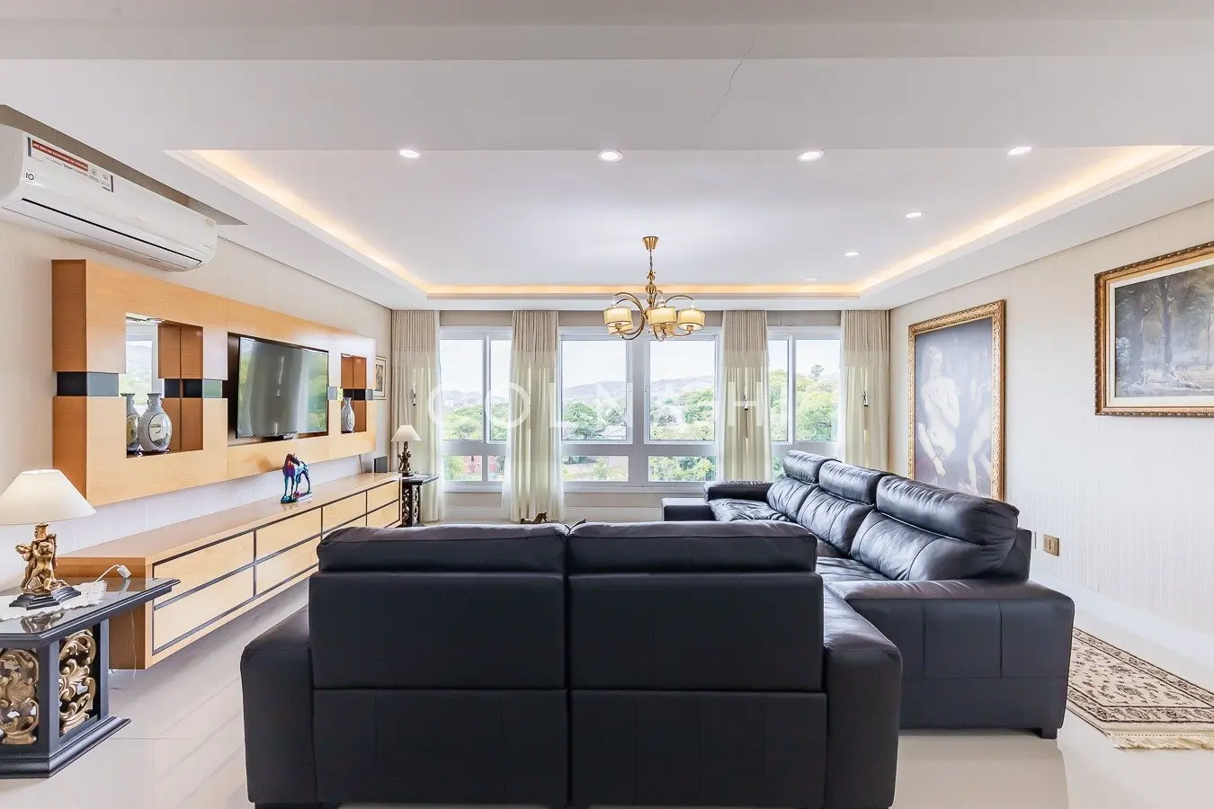 Apartamento · 3 dormitórios no Jardim Botânico — Foto 1