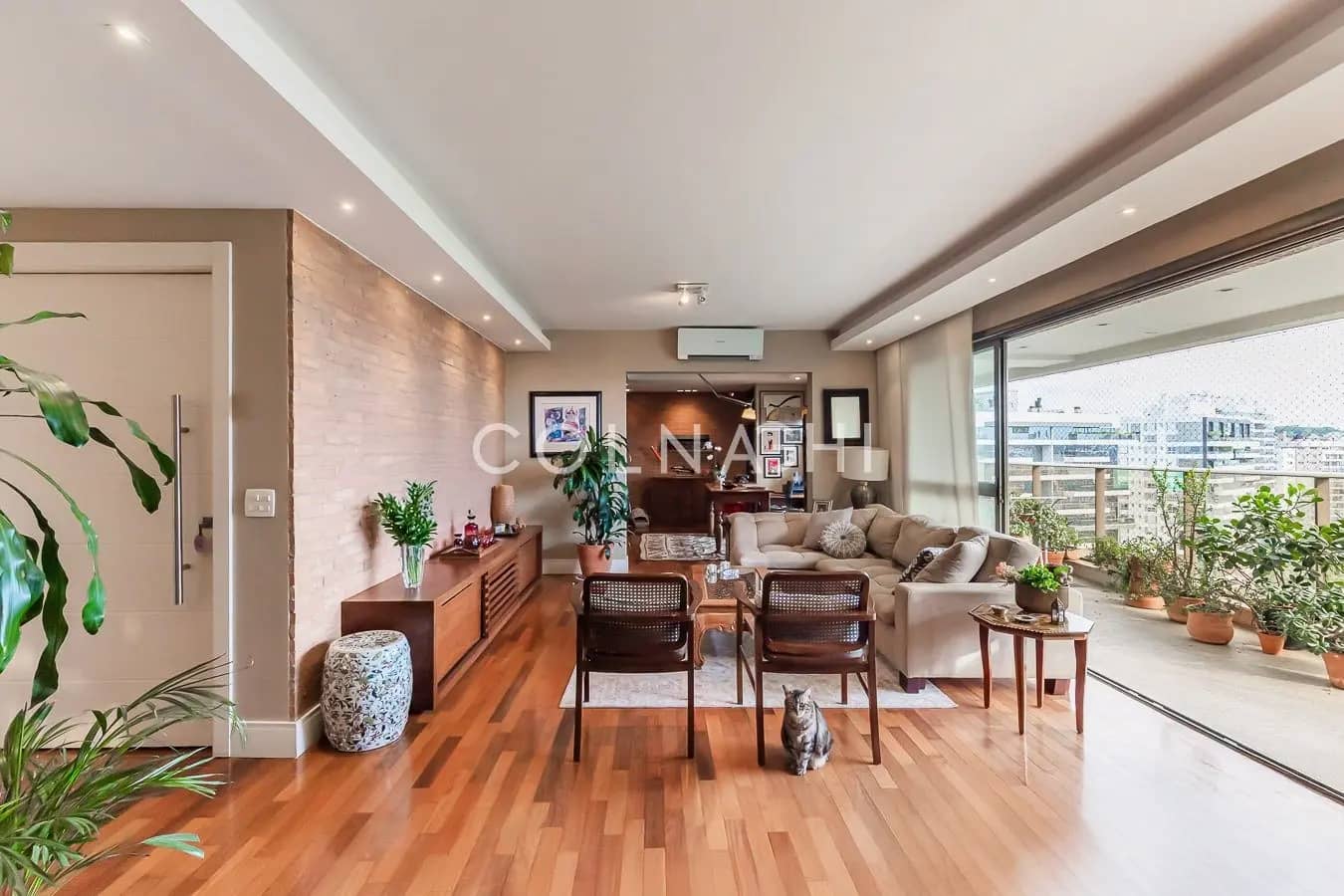 Apartamento · 3 dormitórios no Jardim Europa — Foto 1