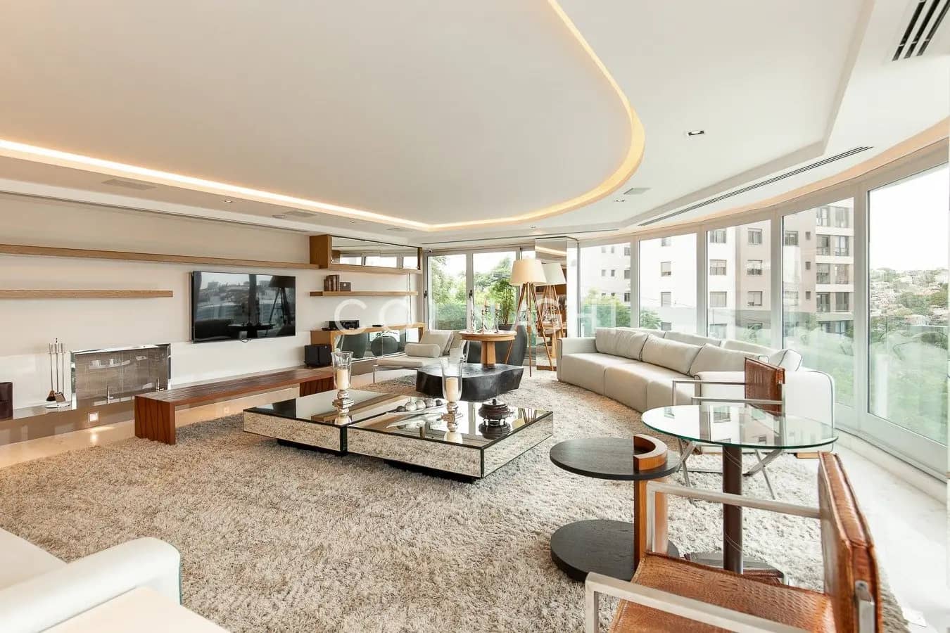 Apartamento · 3 dormitórios no Jardim Europa — Foto 1