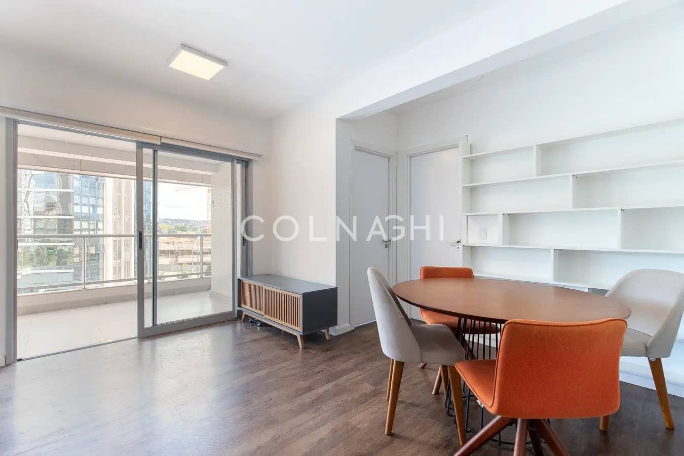 Apartamento · 2 dormitórios em Petrópolis — Foto 1