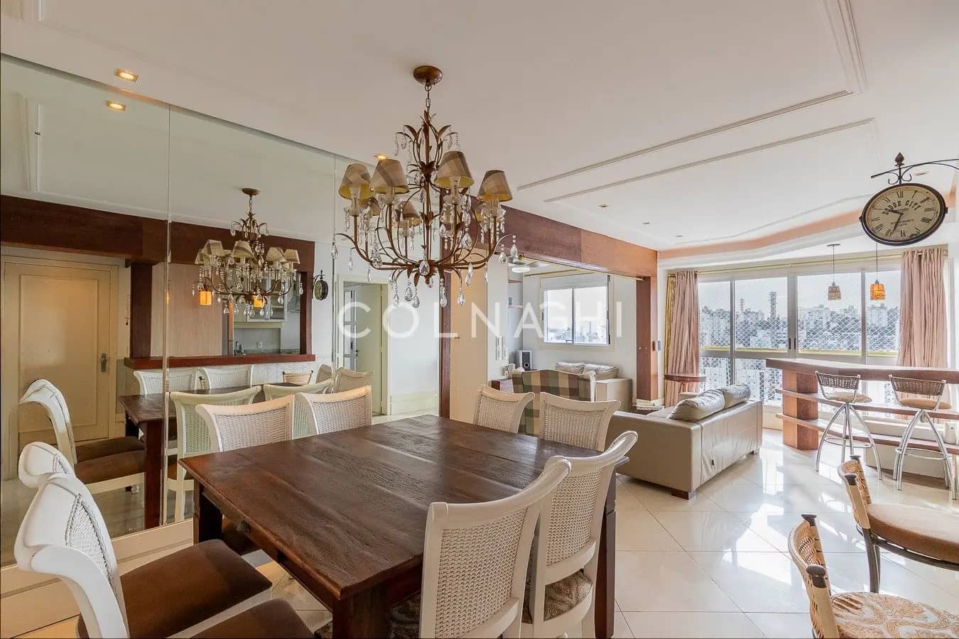 Apartamento · 3 dormitórios em Petrópolis — Foto 1