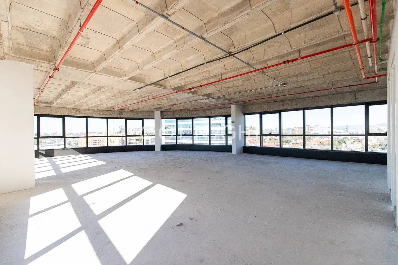 Conjunto Comercial no Chácara das Pedras — Foto 1