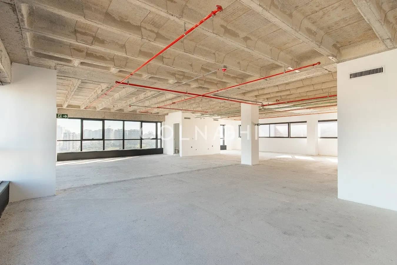 Conjunto Comercial no Chácara das Pedras — Foto 1