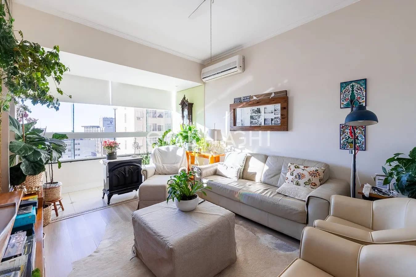 Apartamento · 3 dormitórios na Independência — Foto 1