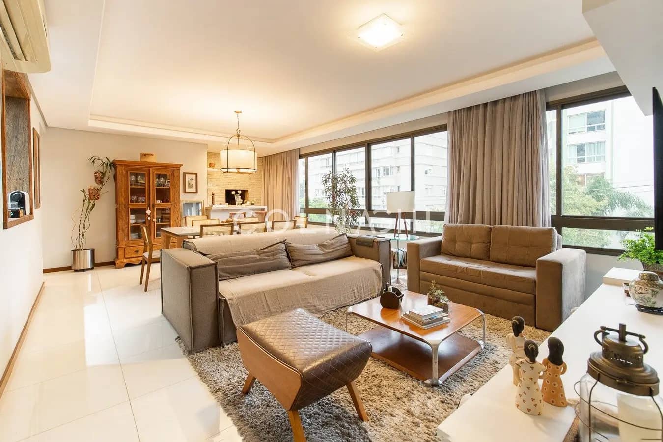Apartamento · 3 dormitórios em Petrópolis — Foto 1