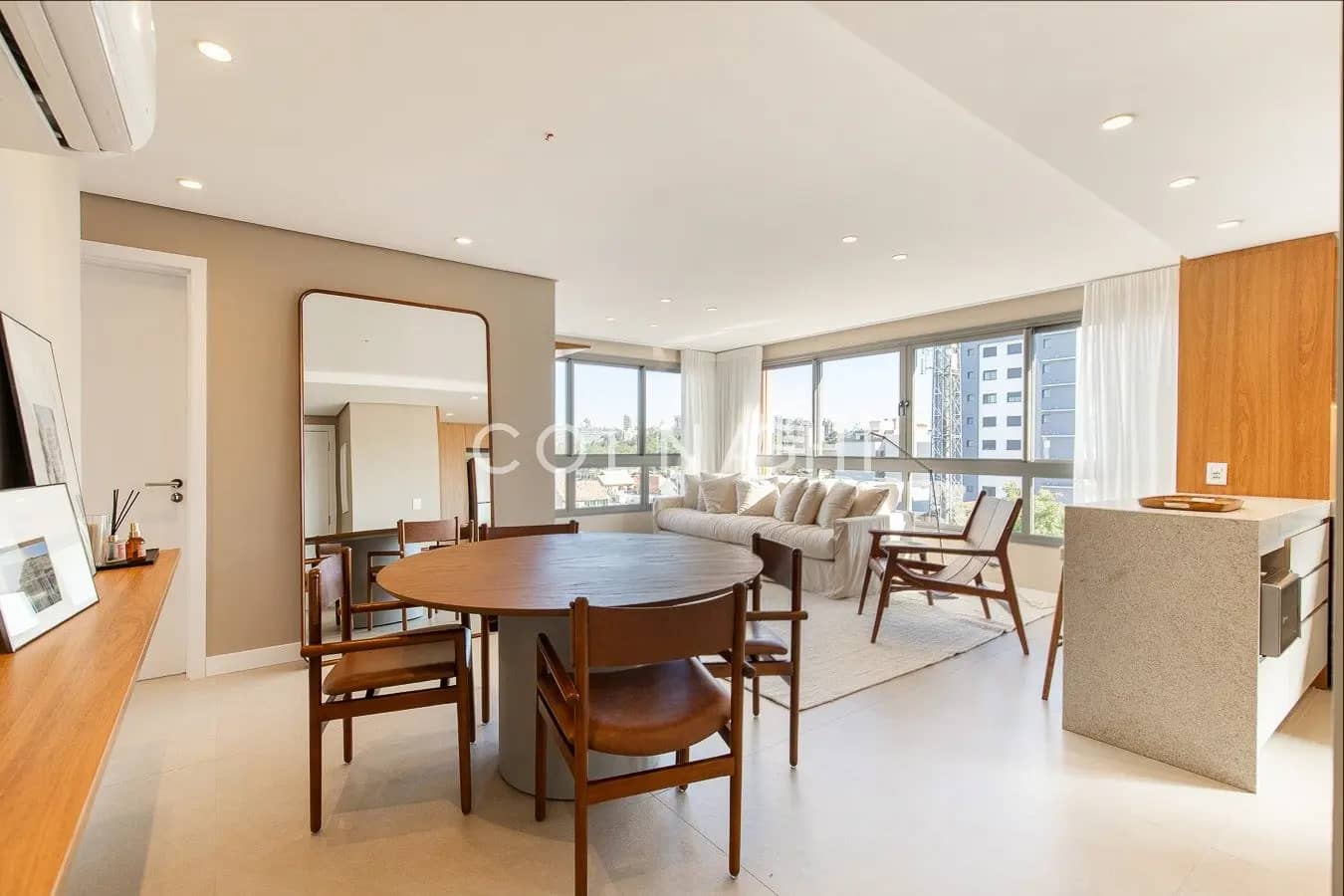 Apartamento · 3 dormitórios no Passo da Areia — Foto 1