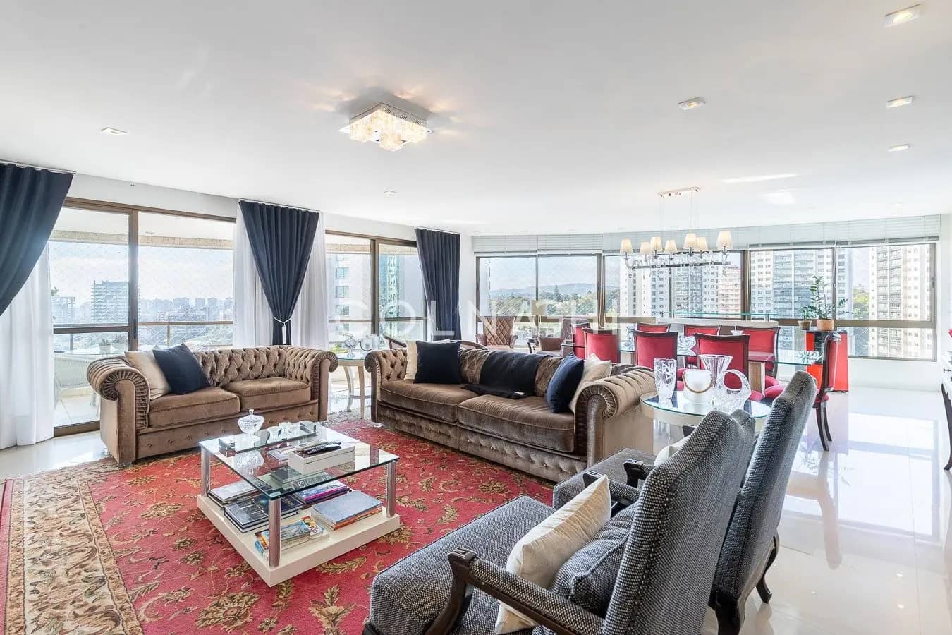 Apartamento · 3 dormitórios no Três Figueiras — Foto 1