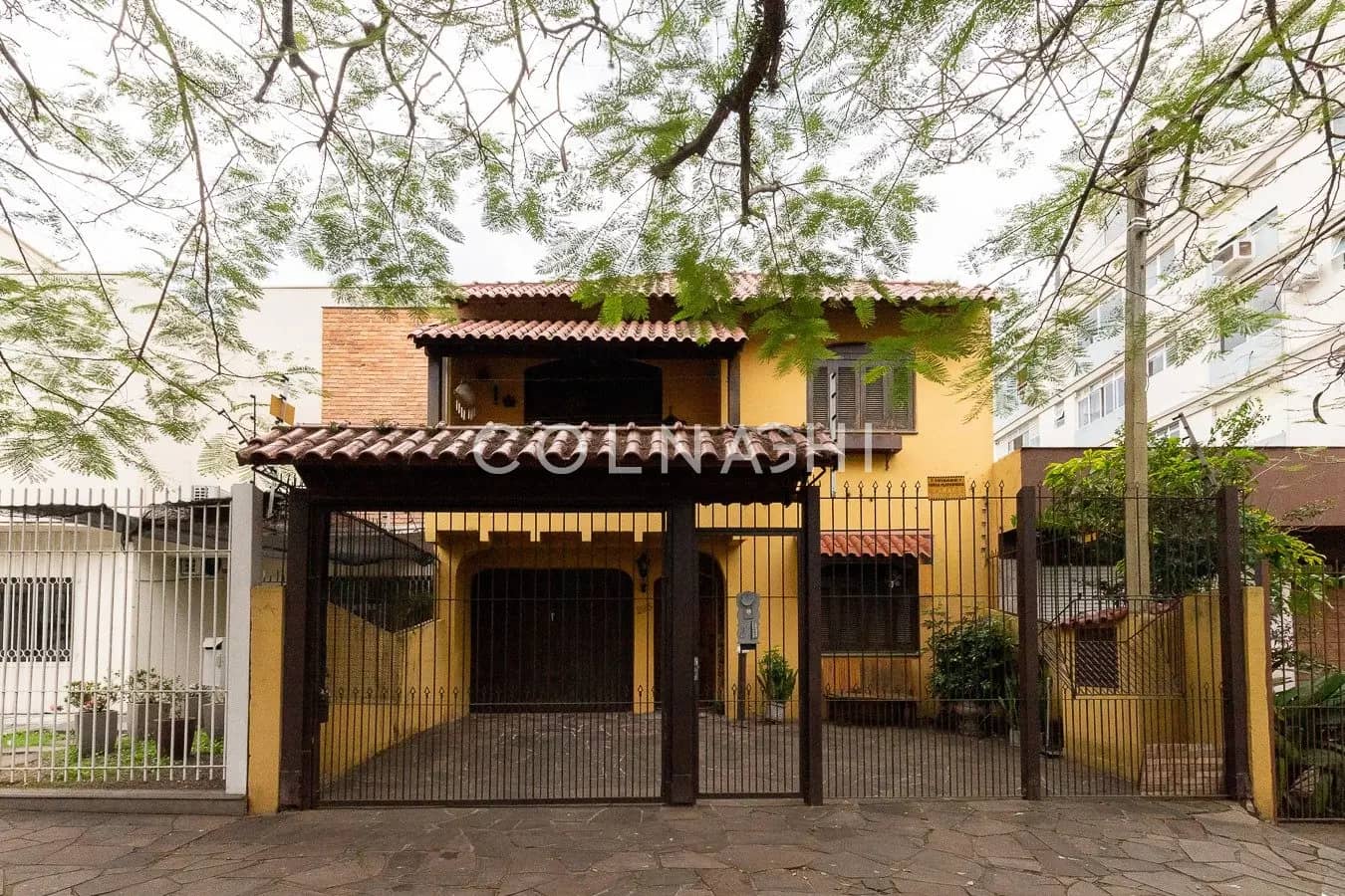 Casa · 3 dormitórios em Petrópolis — Foto 1