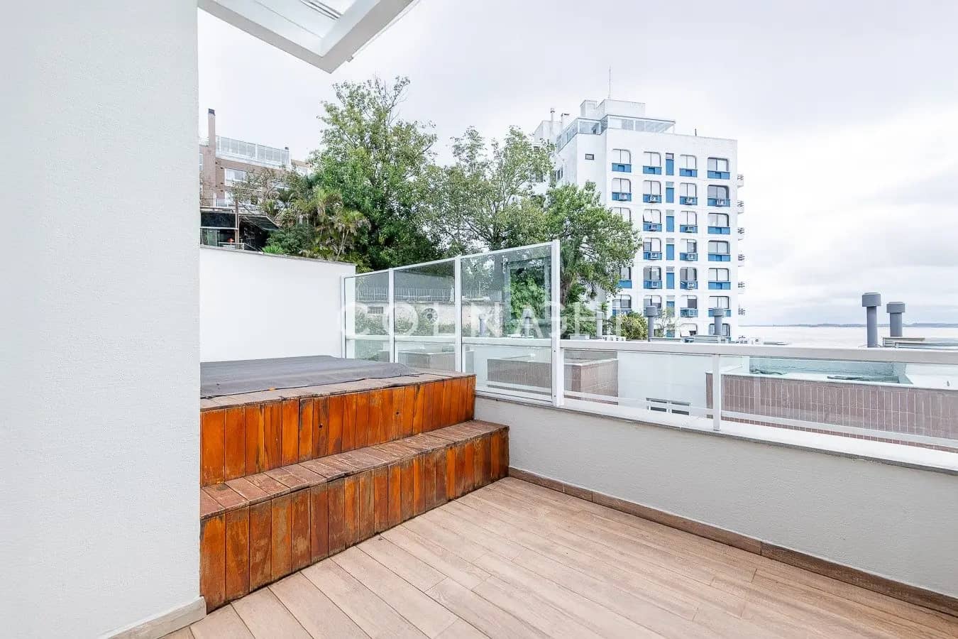 Casa em Condomínio · 3 dormitórios no Praia de Belas — Foto 1