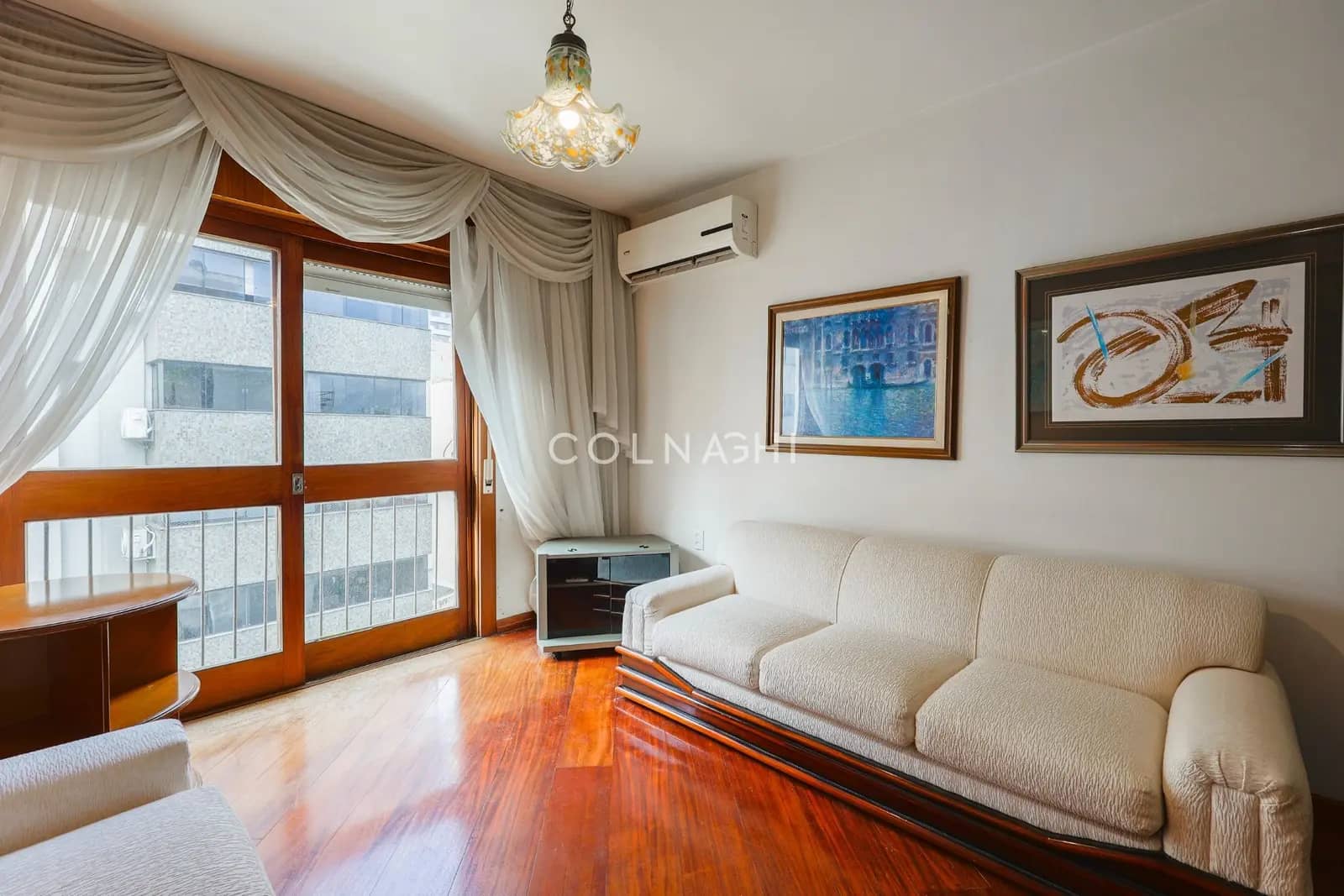 Apartamento · 3 dormitórios em Petrópolis — Foto 1