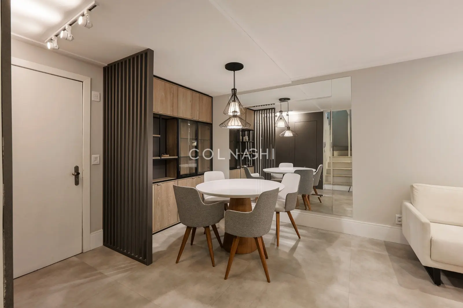 Apartamento · 2 dormitórios no Rio Branco — Foto 1