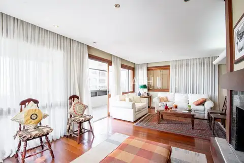 Cobertura no Petrópolis