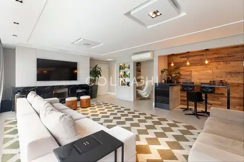 Apartamento no Menino Deus