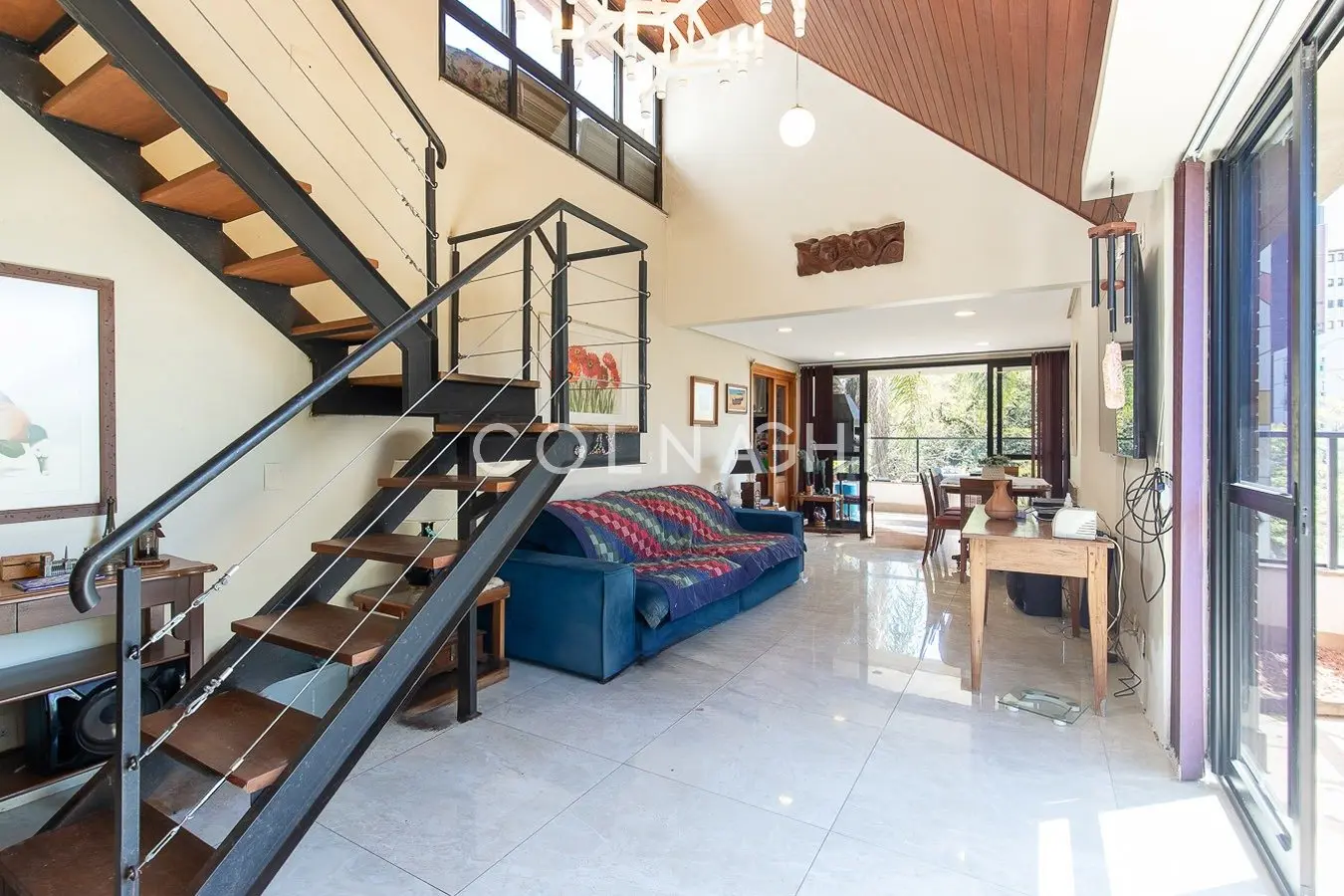 Cobertura · 3 dormitórios em Petrópolis — Foto 1