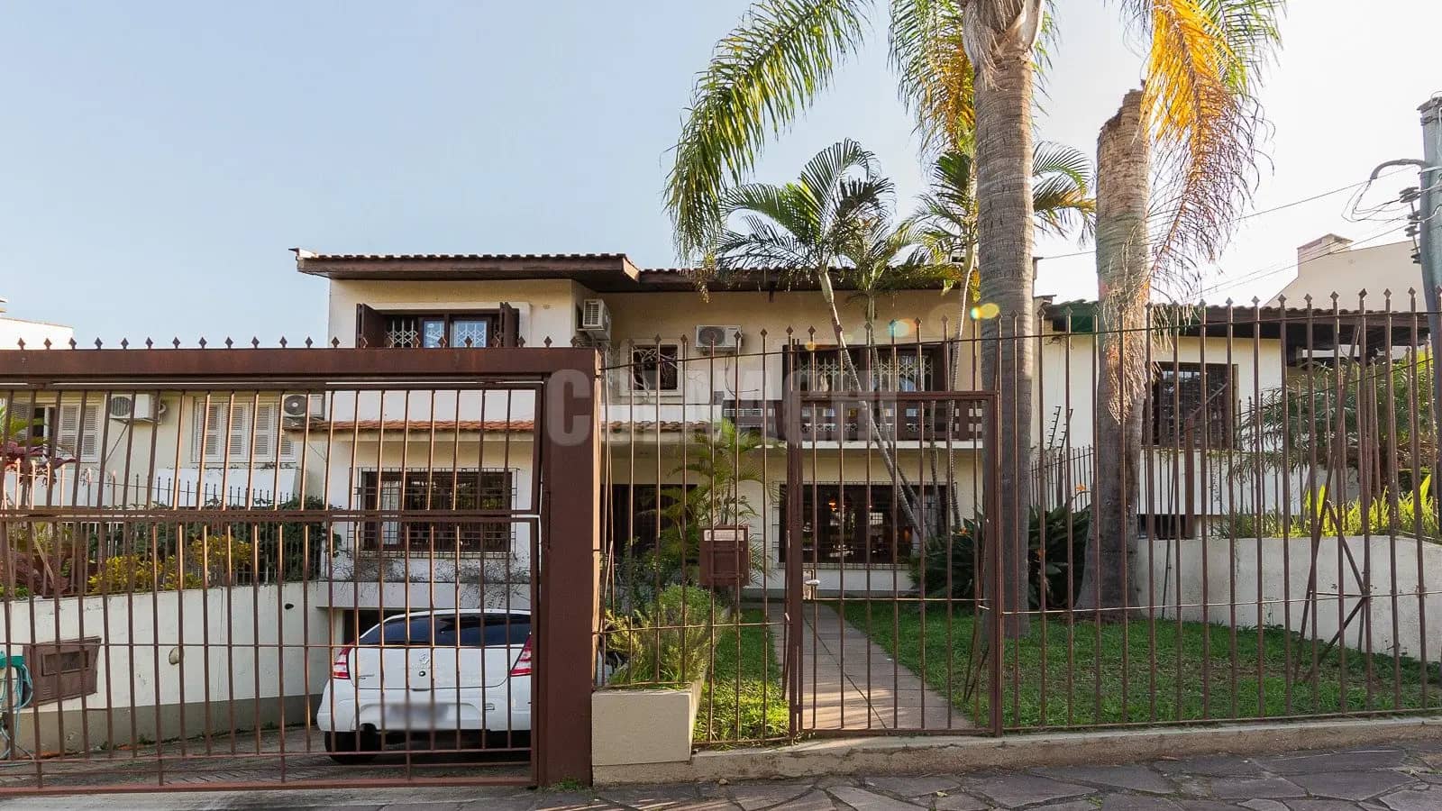 Casa · 4 dormitórios no Boa Vista — Foto 1