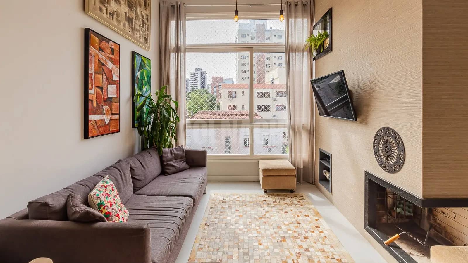 Apartamento · 3 dormitórios em Petrópolis — Foto 1