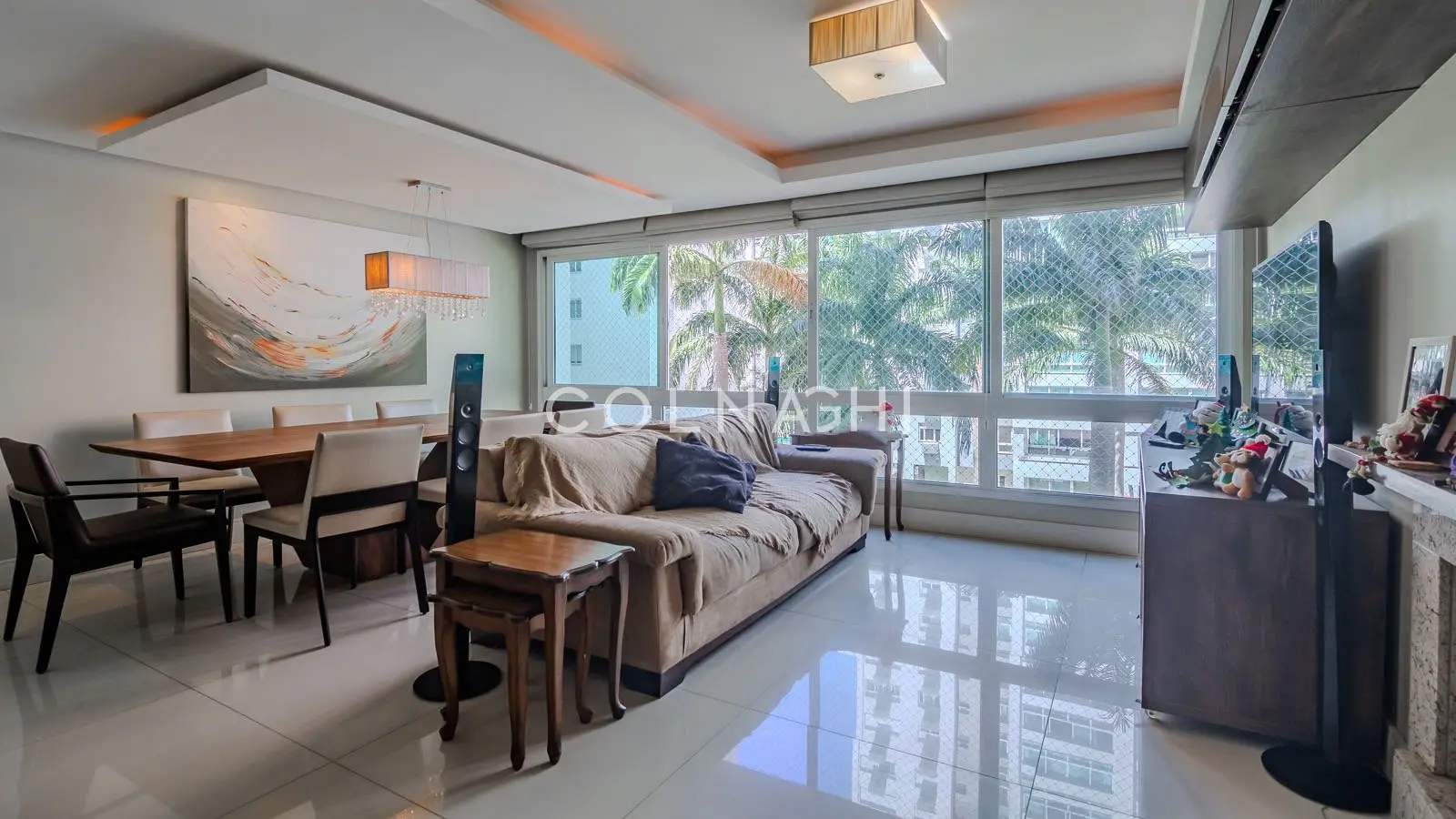 Apartamento · 3 dormitórios no Passo da Areia — Foto 1