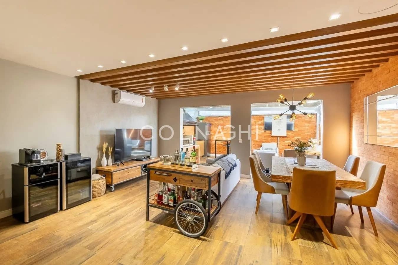 Casa em Condomínio · 4 dormitórios no Jardim Carvalho — Foto 1