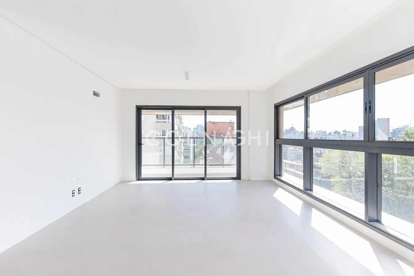 Apartamento · 3 dormitórios no Mont Serrat — Foto 1