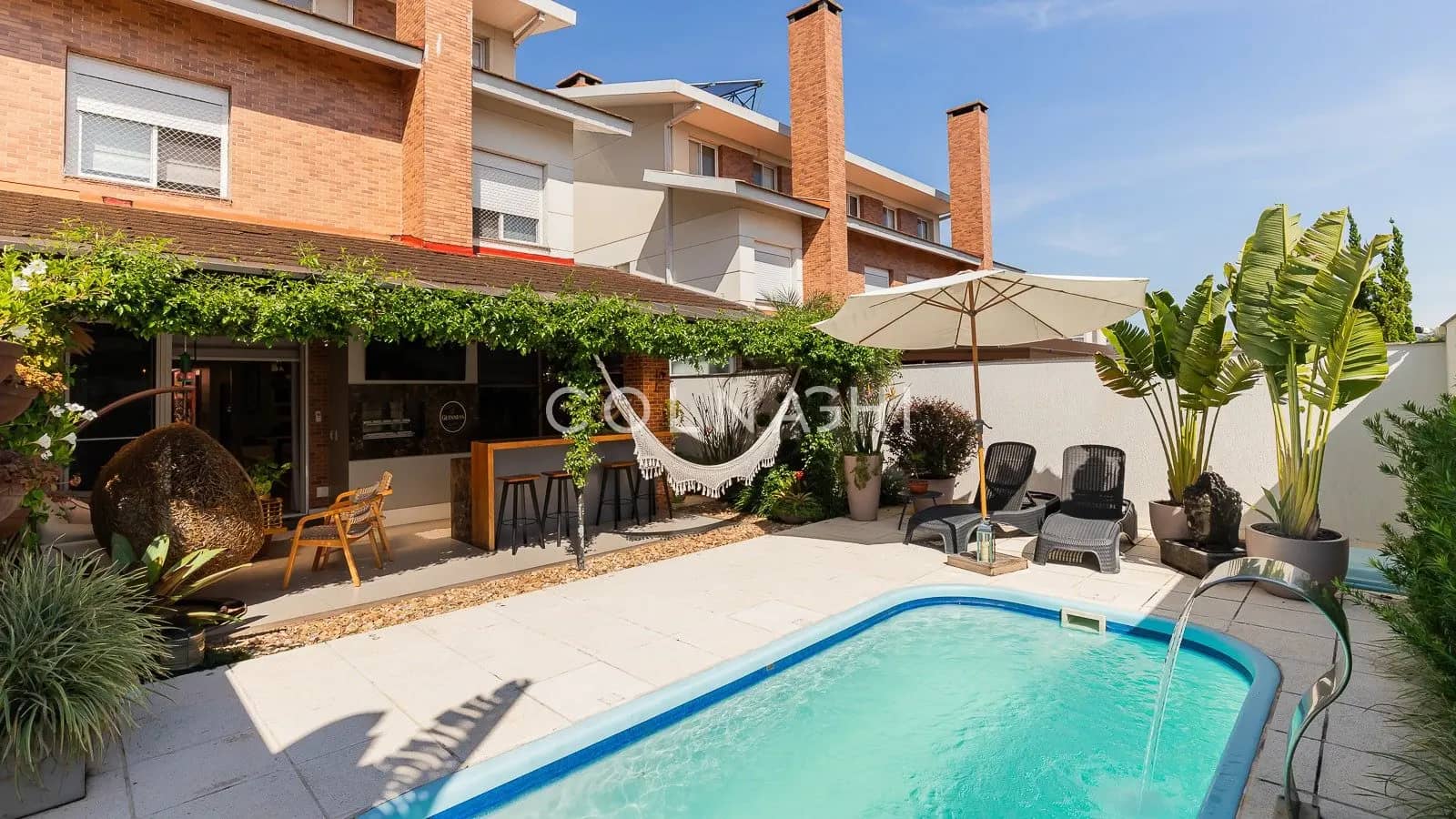 Casa em Condomínio · 4 dormitórios no Central Parque — Foto 1