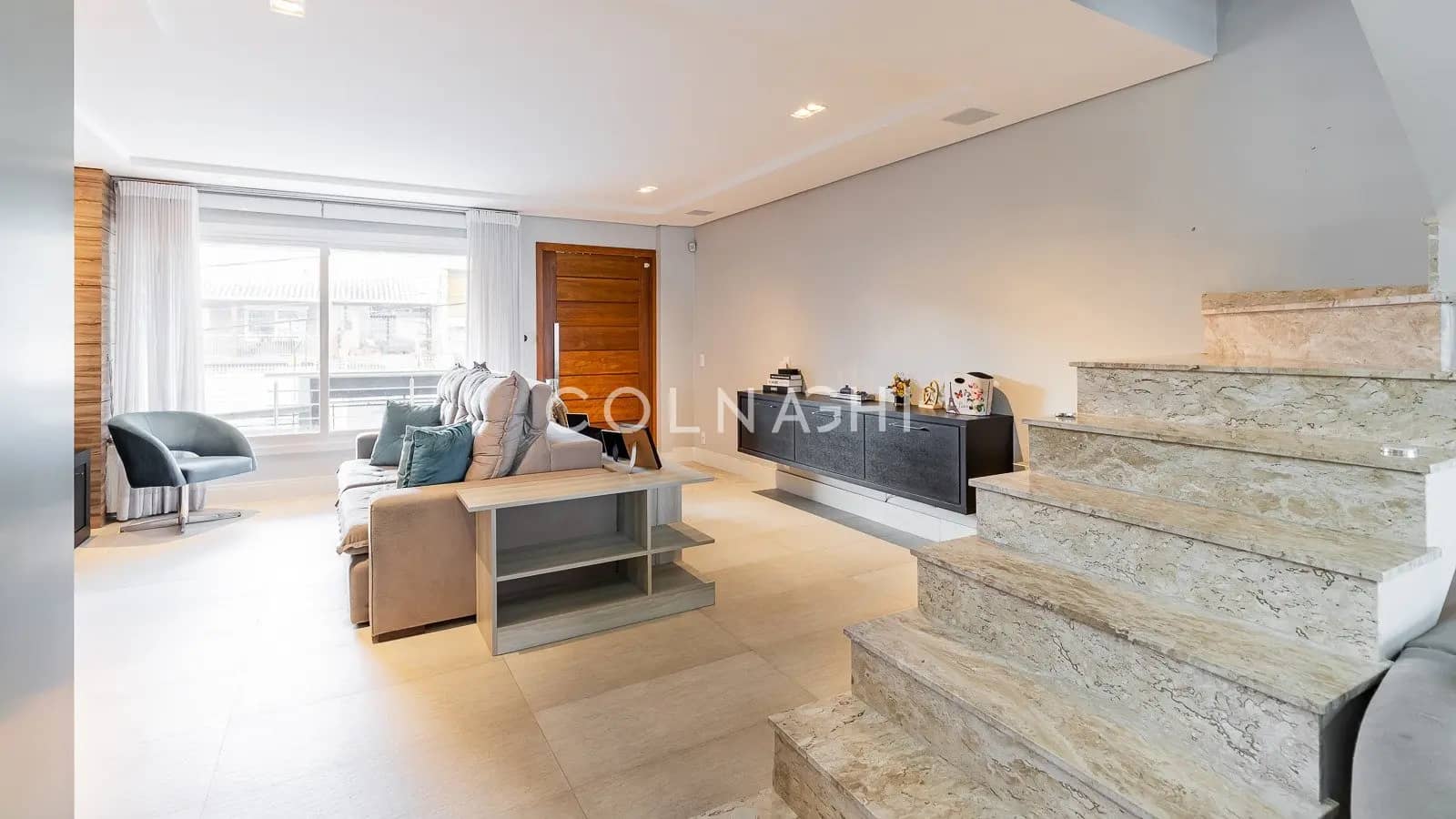 Casa · 3 dormitórios no Chácara das Pedras — Foto 1