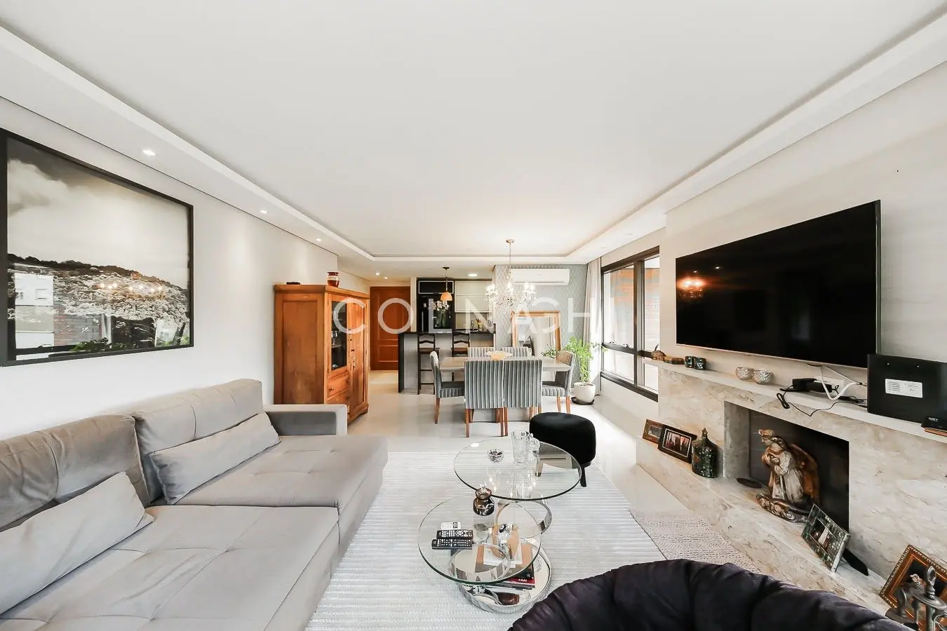 Apartamento · 2 dormitórios em Petrópolis — Foto 1
