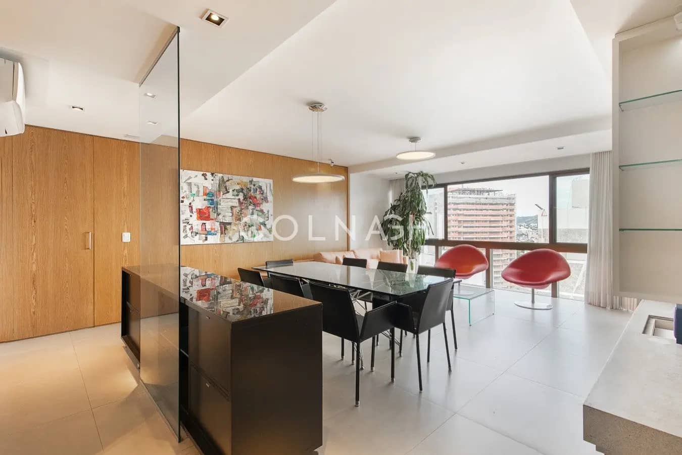 Apartamento · 3 dormitórios no Três Figueiras — Foto 1