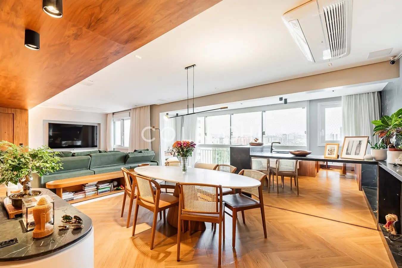 Apartamento · 3 dormitórios no Jardim Europa — Foto 1