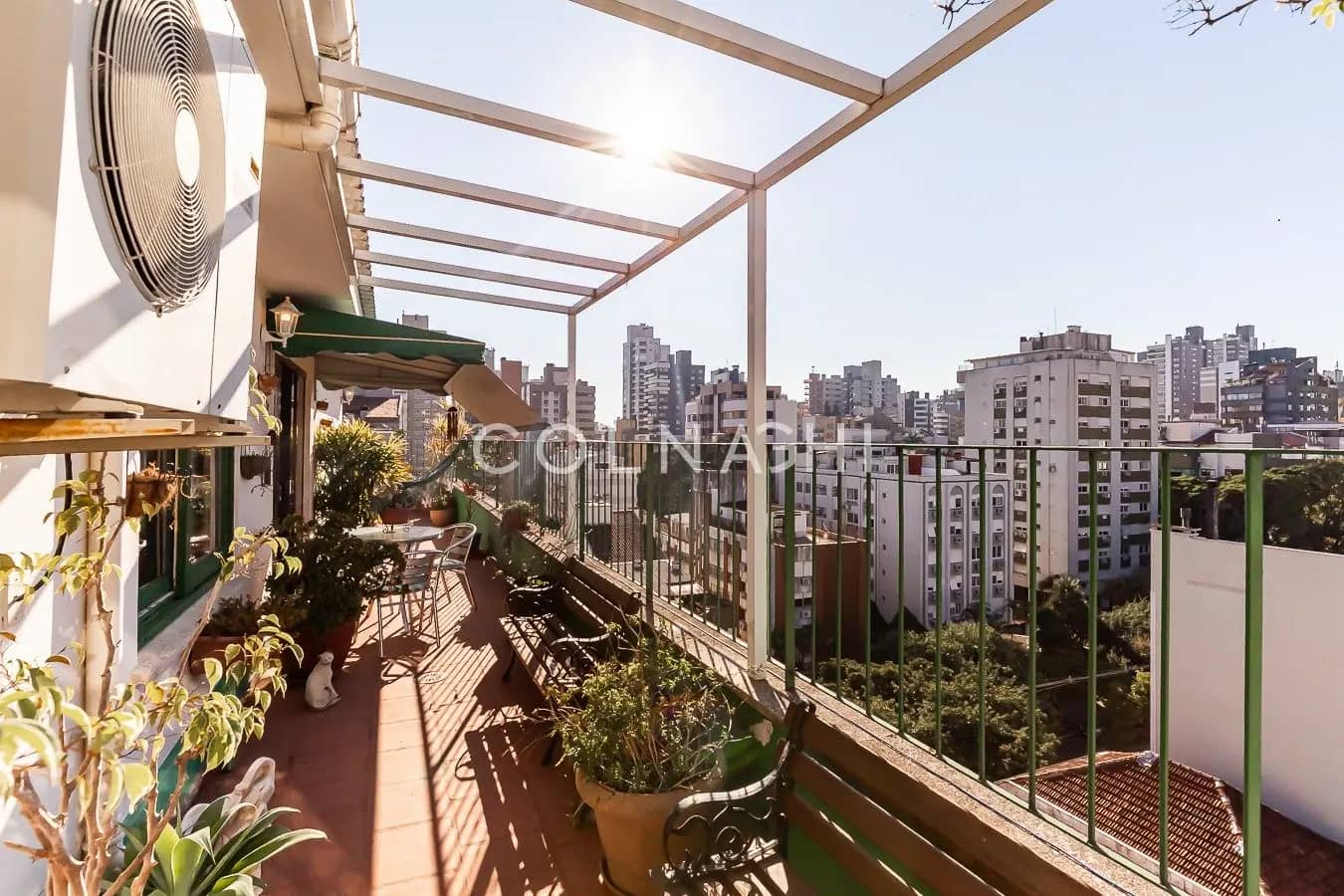Cobertura · 3 dormitórios em Petrópolis — Foto 1