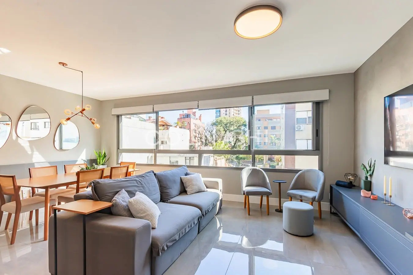 Apartamento · 3 dormitórios em Petrópolis — Foto 1